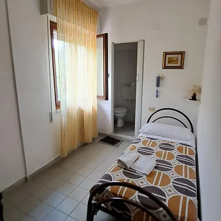 Hotel Alberta Massa (Tuscany)