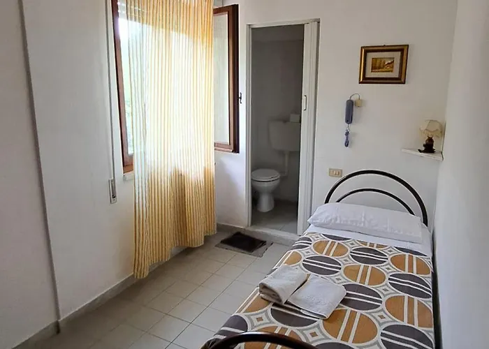 Hotel Alberta Massa (Tuscany)