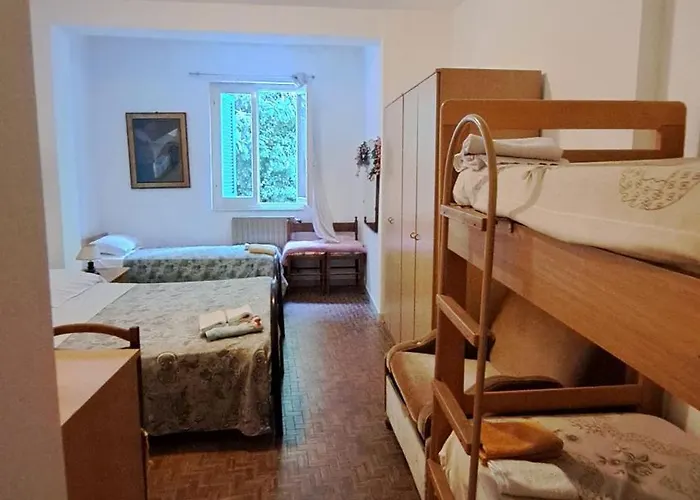 Hotel Alberta Massa (Tuscany)