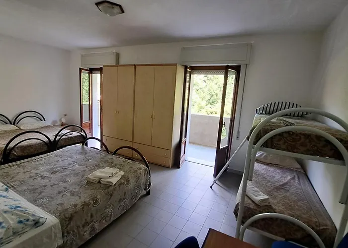 Hotel Alberta Massa (Tuscany)